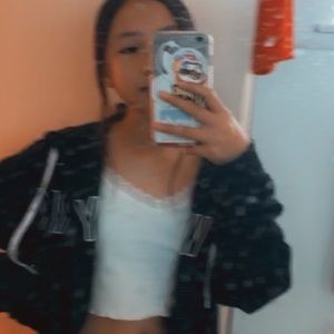 Meet your Posher, Nhi